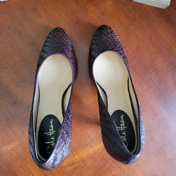 Cole Haan Mahogany Woven Leather 3.5"  Wood Stacked Heels Size 10B - Picture 4 of 16